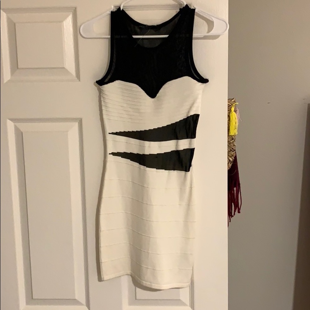 White/black mini dress